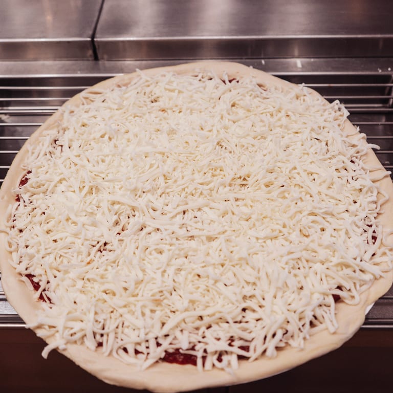 Delicious Cheese Pizza
